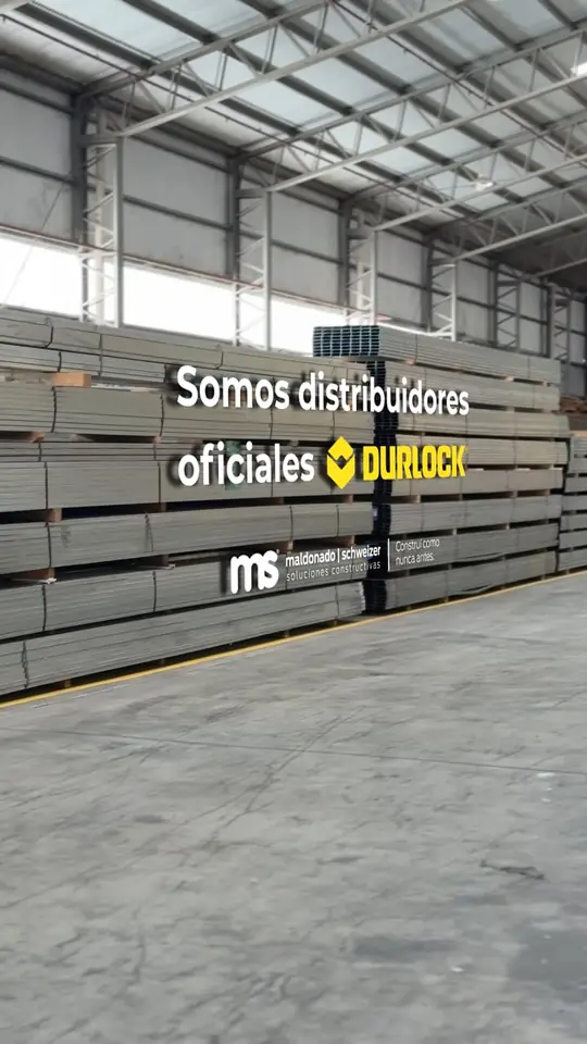 Depósito con el texto Somos distribuidores oficiales Durlock
